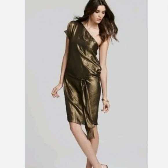 BCBGMaxAzria Dresses & Skirts - BCBG MAXAZRIA dress